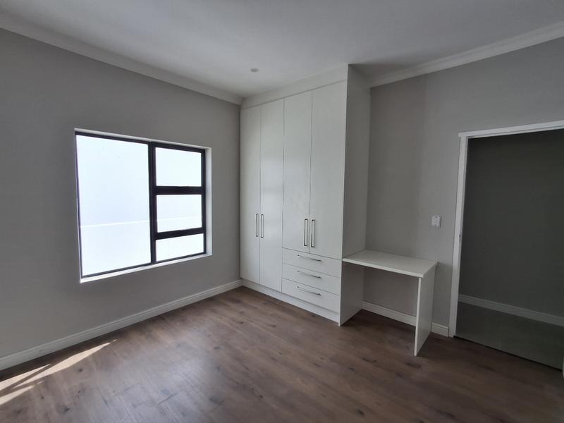 3 Bedroom Property for Sale in Sandy Point Western Cape